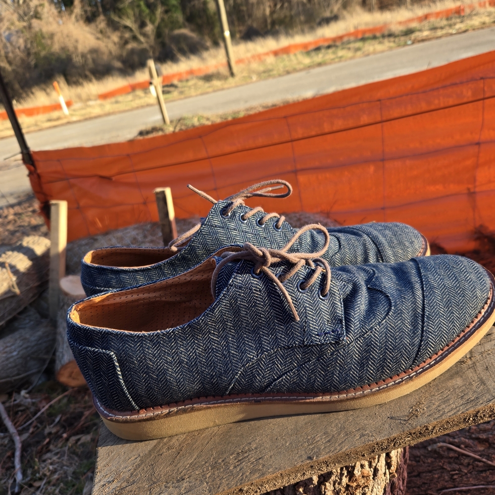 TOMS Men’s Denim Oxford Shoes